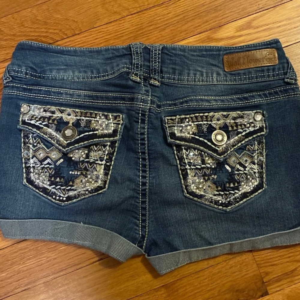 Juniors wallflower denim blue jean shorts
